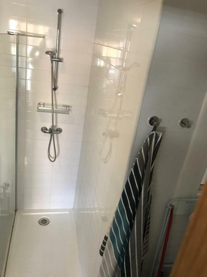 Sunny Flat In Sitges 30 Seconds To Beach, Balcony & Sea Views! エクステリア 写真
